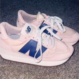 Blush pink new balance absolutely comfy